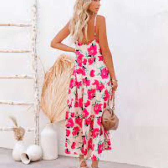 TCEC Tiered Open Back Dress